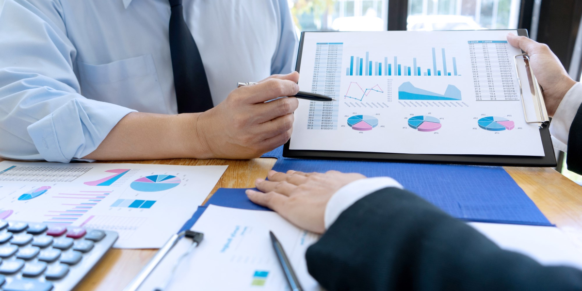What are the tax compliance responsibilities of company directors in the UK?