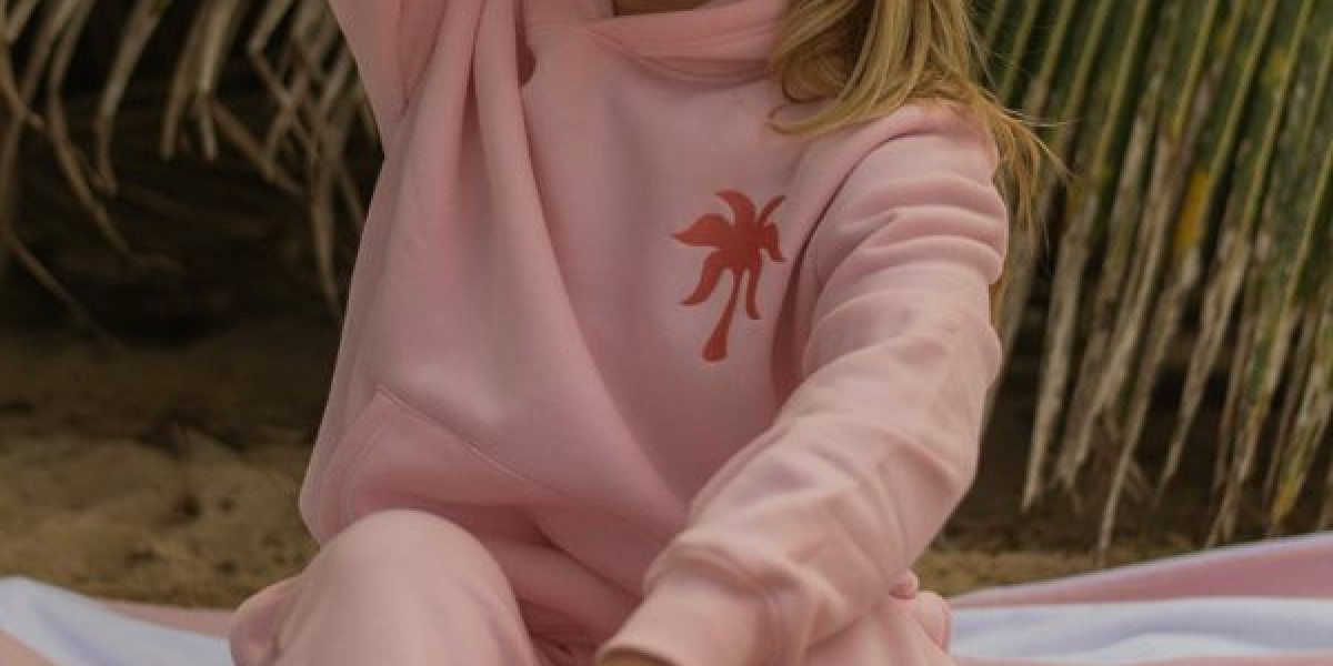 PinkPalmPuf: The Pastel Streetwear Brand Everyone’s Talking About