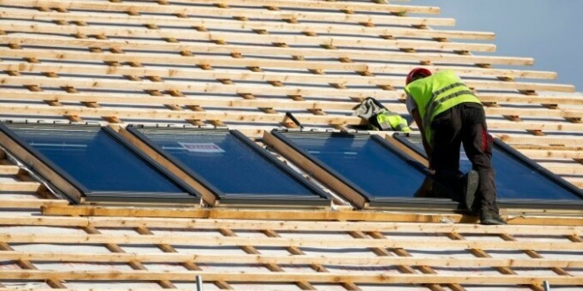 Smart Roofing Solutions: Combining Reliable Repair with Modern Roofing Materials