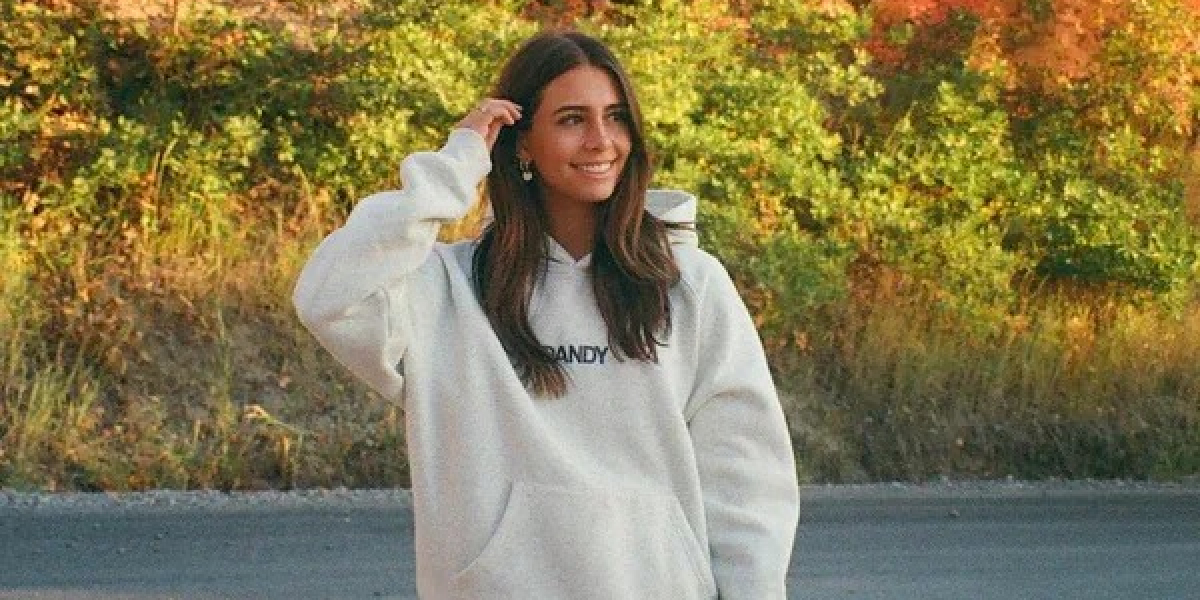 Dandy Worldwide: The New Wave in Streetwear Fashion