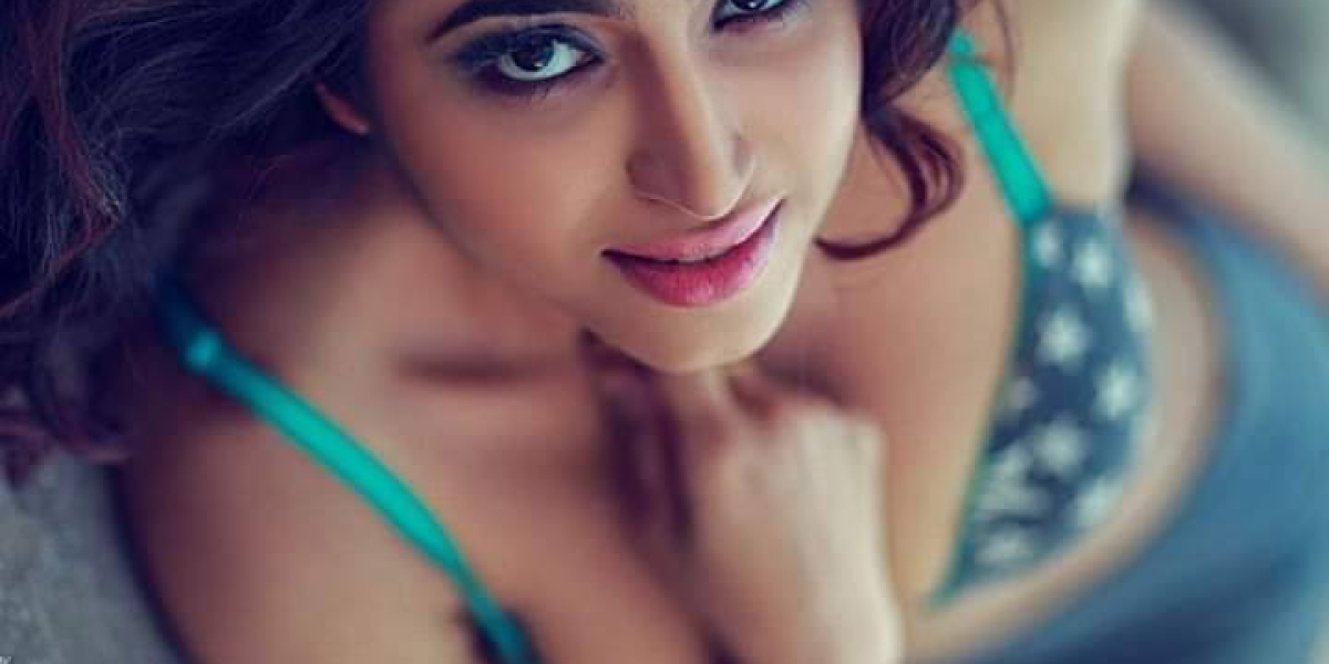Goregaon Escorts 07506202331  Juhu Call Girls Kandivali Escorts Girls Number, Powai Escorts