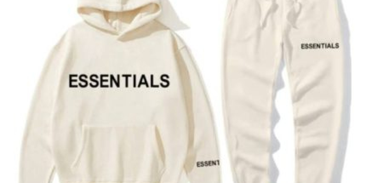 Essential Hoodie for Everyday Comfort and Modern Streetwear Style