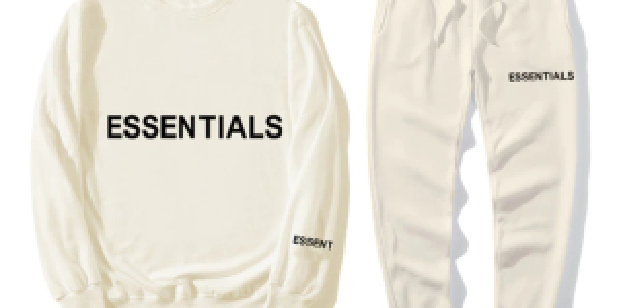 Essential Hoodie for Everyday Comfort and Effortless Street Style