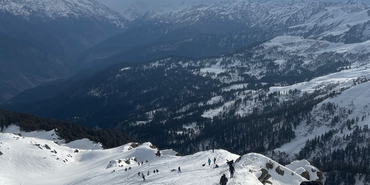 Kedarkantha with TrekYaari – An Escape into the Valley of the Silent Himalayas
