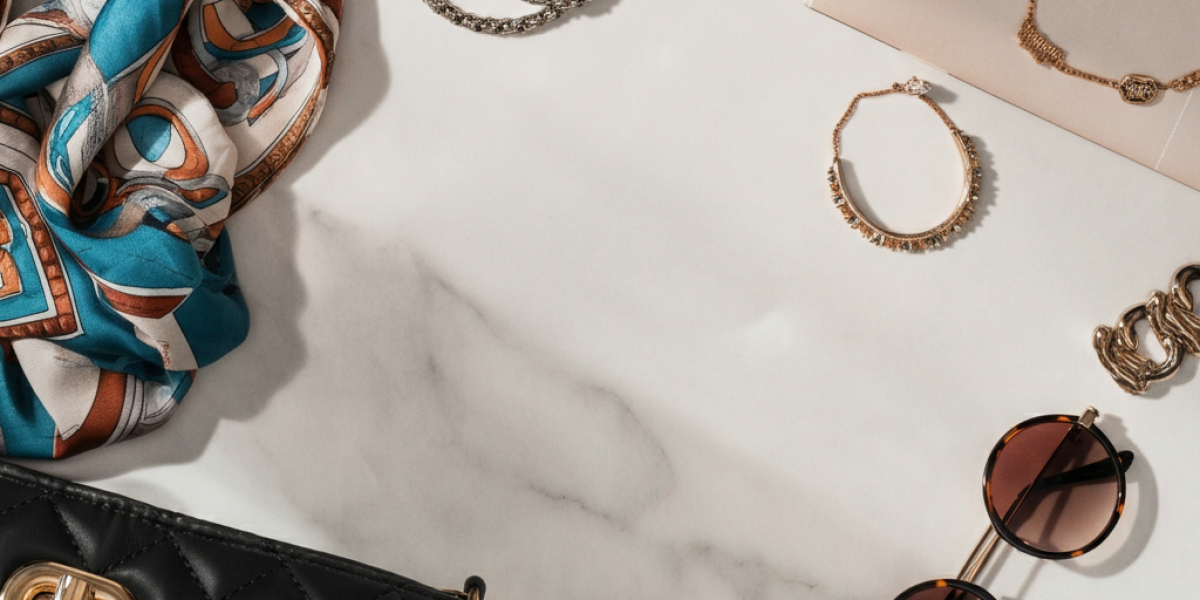 Dior Fashion Accessories: The Ultimate Symbol of Parisian Elegance