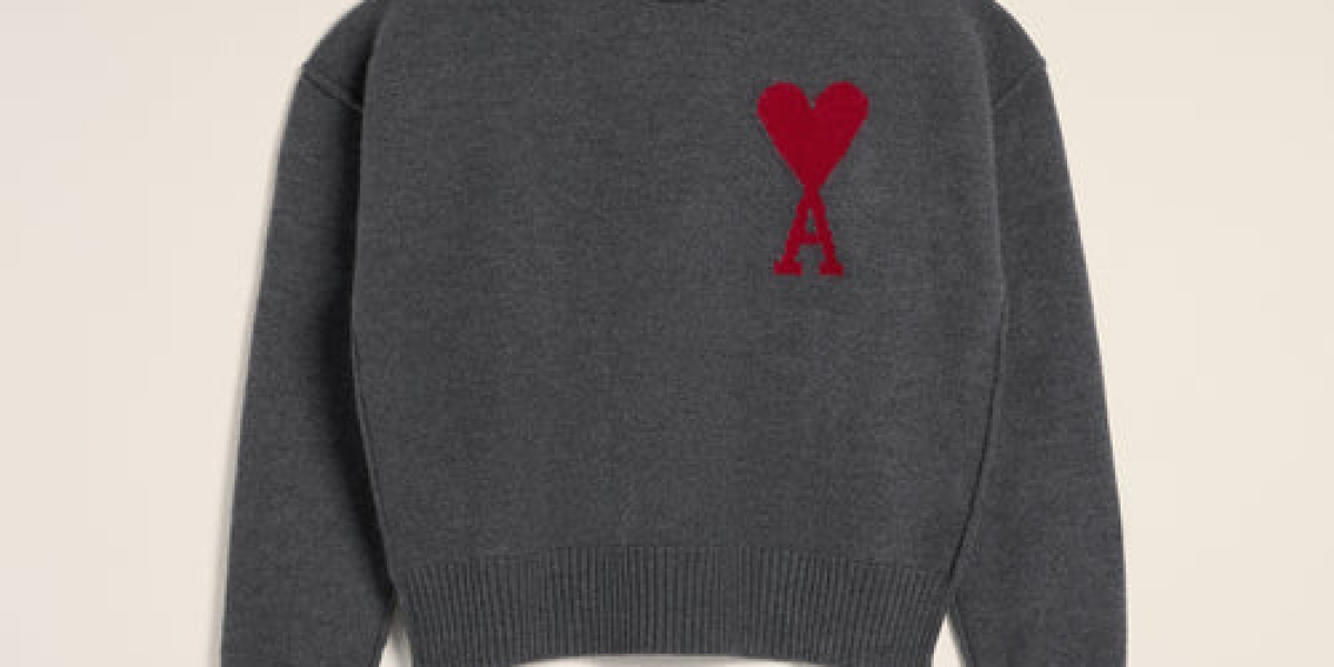 Pull AMI Paris: The Perfect Blend of Comfort and Couture