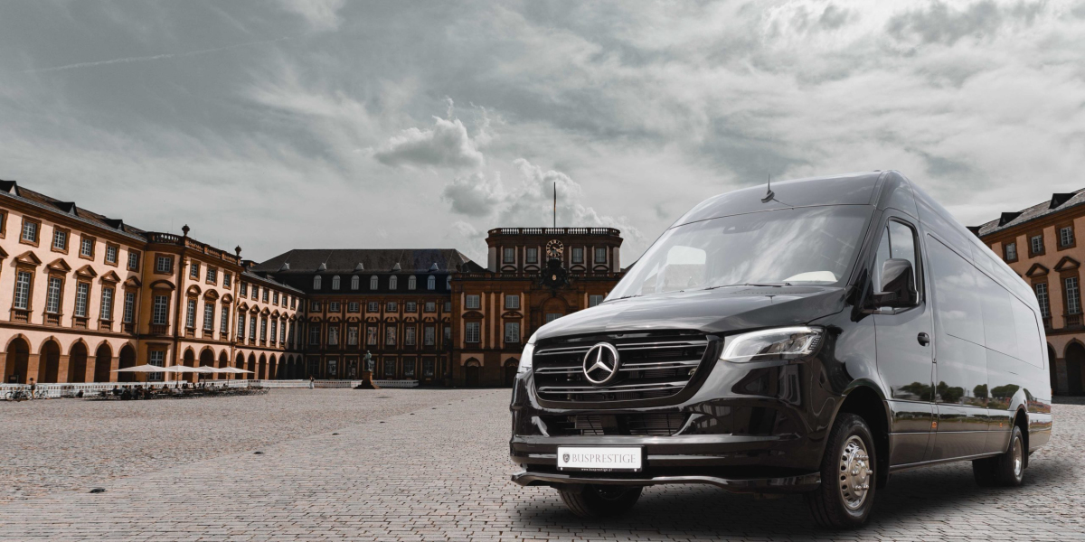 Complete 9 Seater Minibus Hire Guide UK | Luxury Options