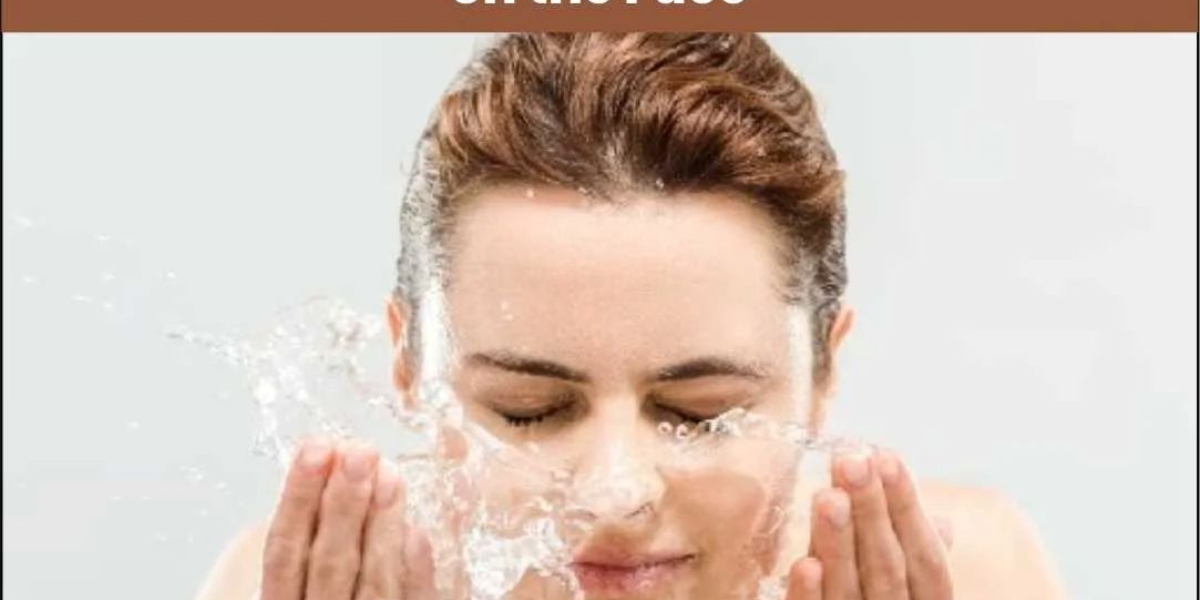 Benefits of Rice Water on Face – Expert Insights from Aayna Clinic