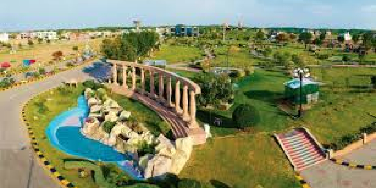 A Gateway to Lucrative Investments in Pakistan's Thriving Real Estate Market