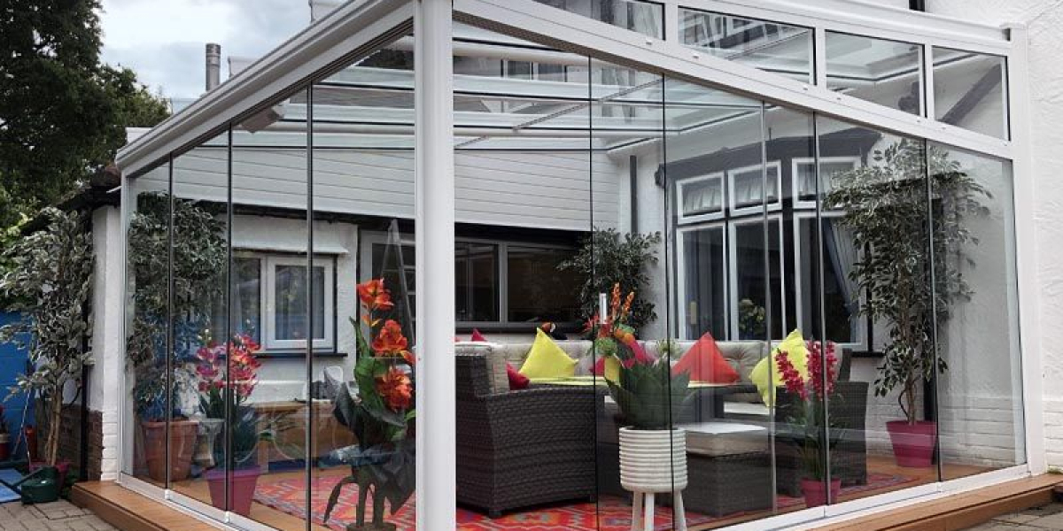 Glazen Schuifpanelen veranda tips: meer comfort en licht in huis