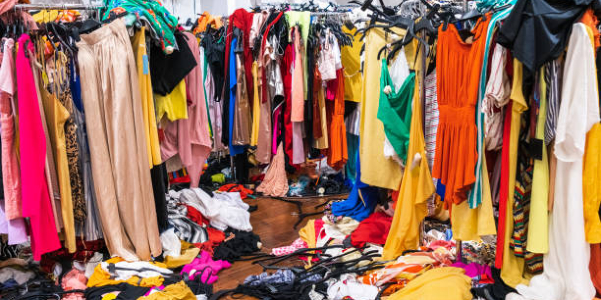 Wholesale Used Clothing for US Resellers