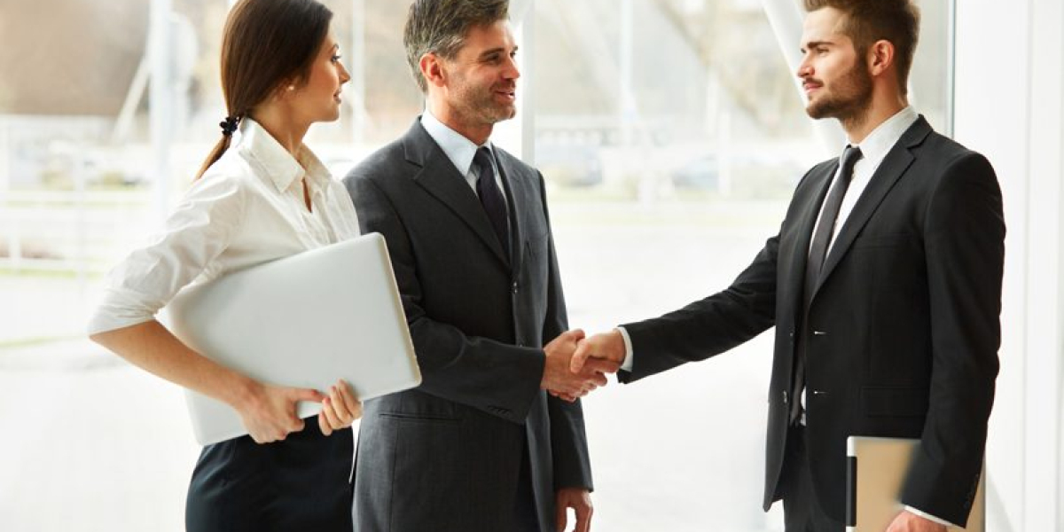 How Contract Staffing Services Support Seasonal Hiring Needs