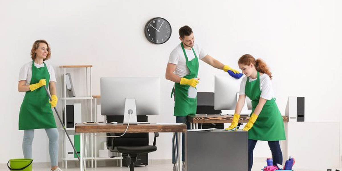 Trust the high-end maid service Dubai by a professional company-UrbanMop
