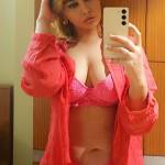 anushka delhi0
