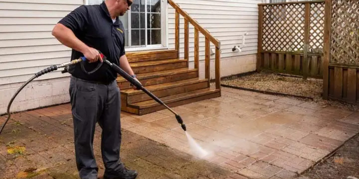 Residential Power Washing Fort Myers, FL: Restore the Shine of Your Home