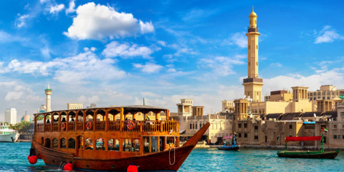 A Luxurious Journey Through Dubai’s Waters