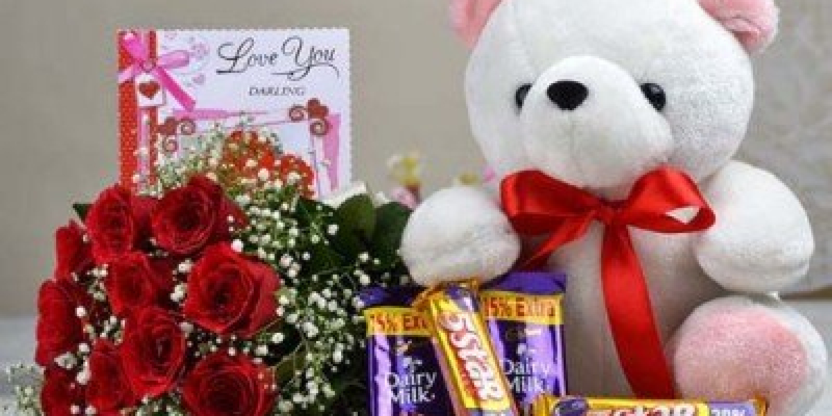Celebrate Love Anytime: OyeGifts Launches 24x7 Fresh Flower Bouquet Delivery Online