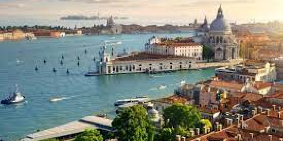 How Can You Explore Italy with the Best Tour Packages?
