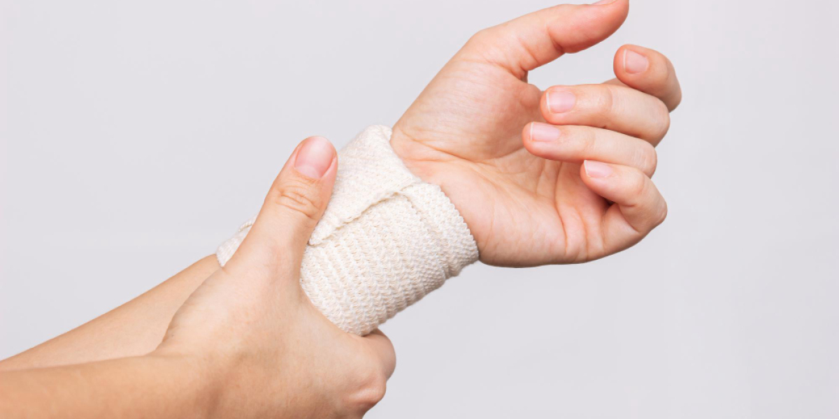 Physiotherapy Solutions for Wrist Injuries in Active Athletes