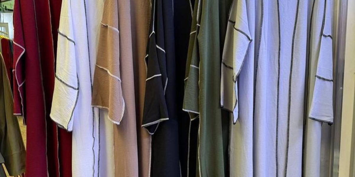 Dubai Women Abaya – Elegance, Modesty, and Modern Fashion Combined