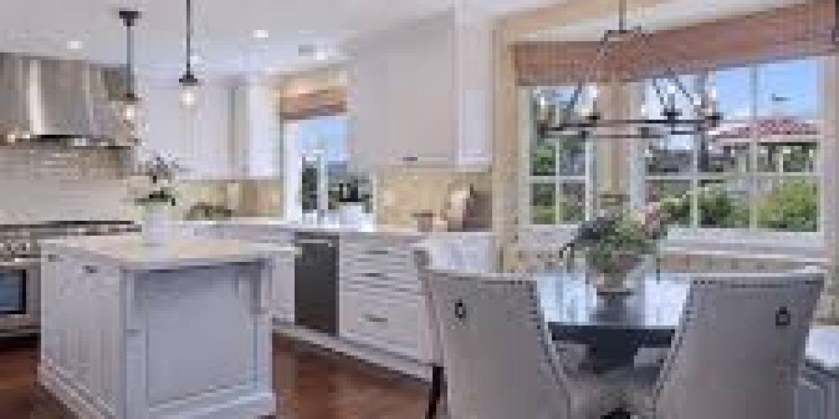 Transform Your Backyard with Premium Outdoor Kitchen Remodeling Services in Parrish, FL
