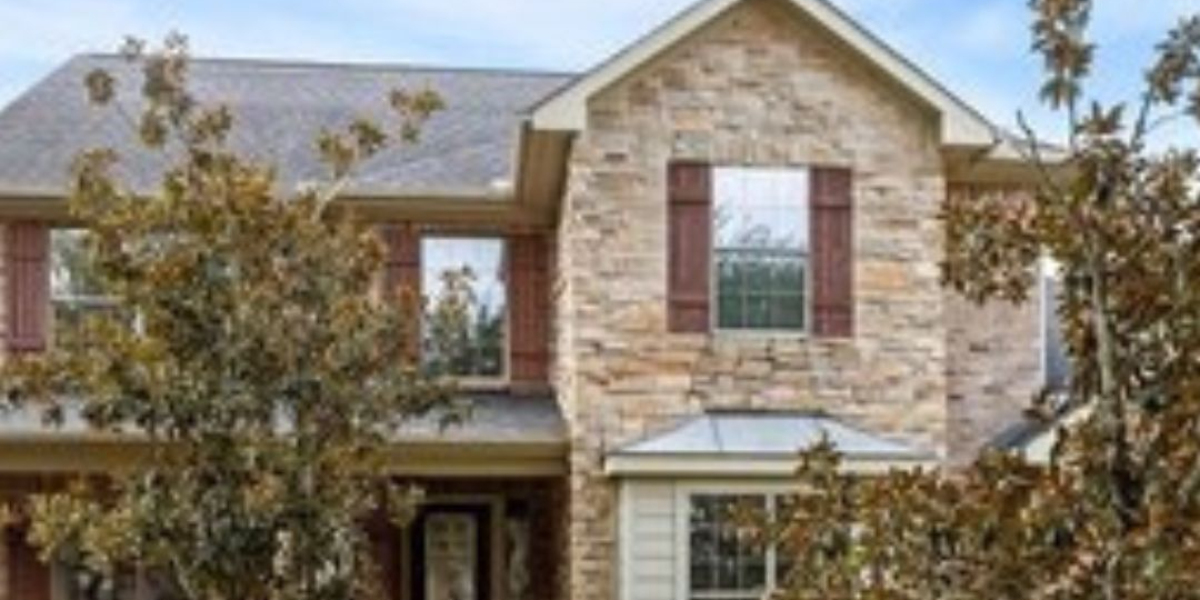 Villa for Sale in Robertson Pet - Luxury Living in a Peaceful Neighborhood