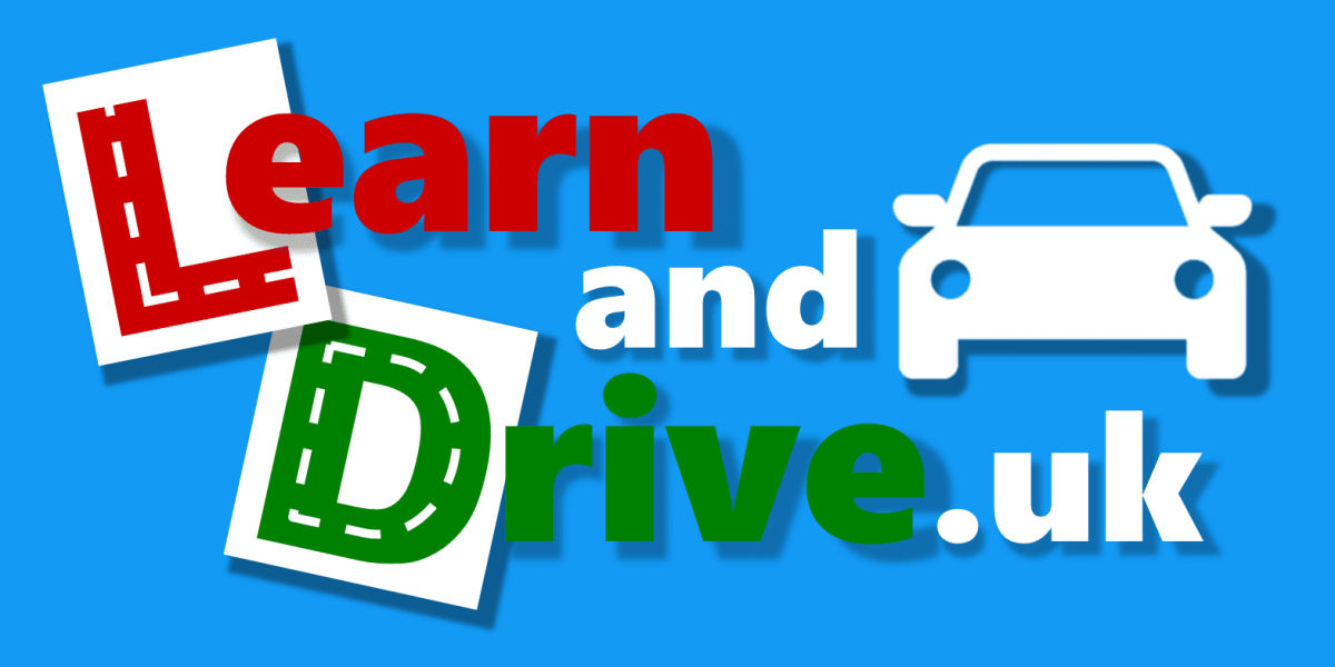Automatic or Manual: Which Driving Lessons Are Better in Manchester?