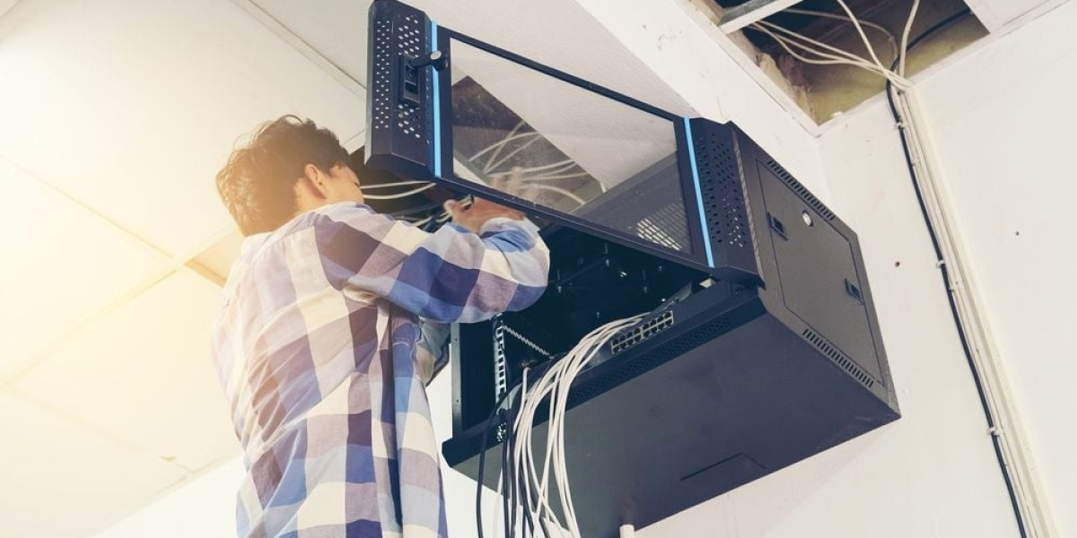 Comprehensive Home Network Installation in Santa Ana, CA: From Wi-Fi Setup to Full Connectivity