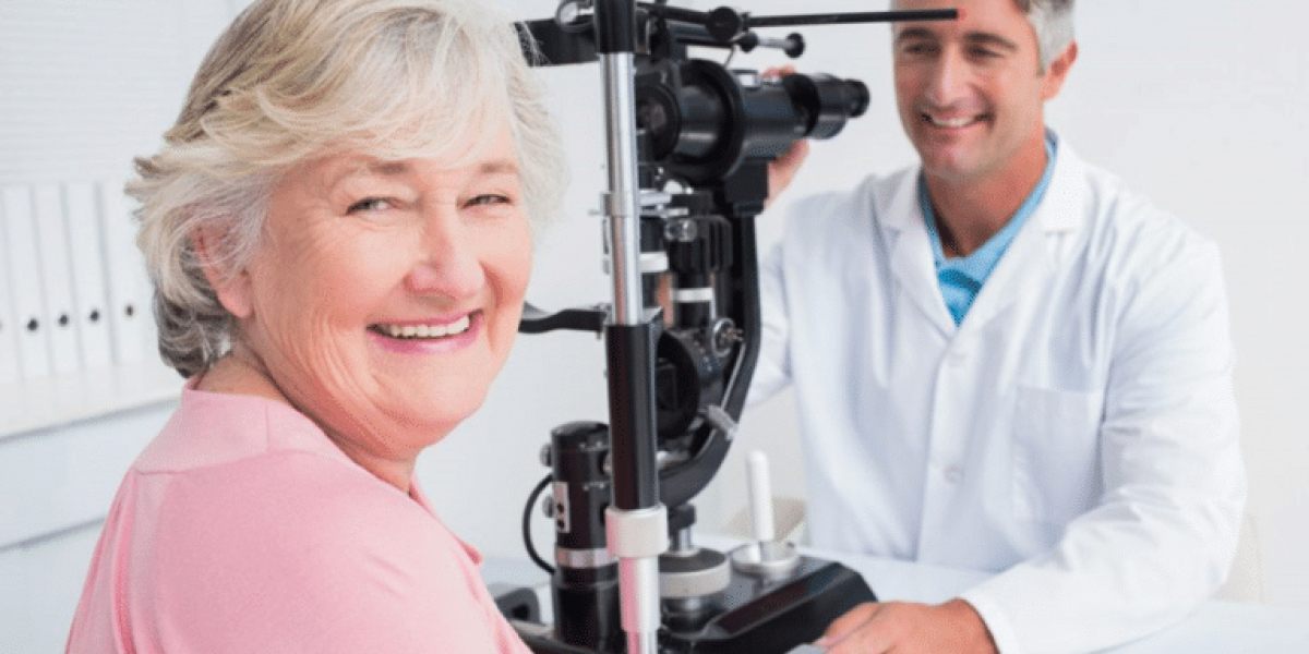 Best Laser Cataract Surgery with Advanced Technology and Exceptional Visual Clarity