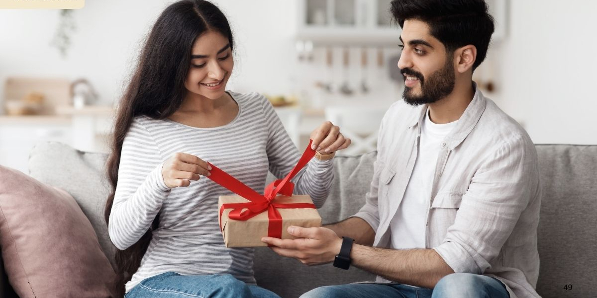 Where Can You Get Luxury Gift Hampers and Flower Combos Delivered in Secunderabad?