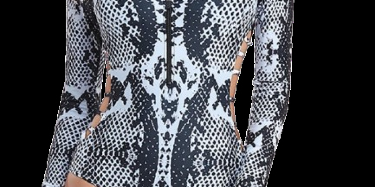 Tired of Sunburns? Protect Your Skin with a Rashguard Long Sleeve