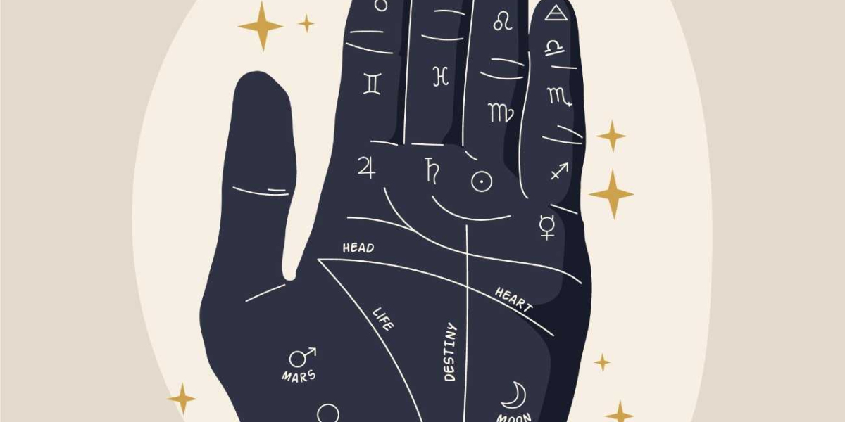Astrologer in Aurora – Discovering the Cosmic Path to Self-Understanding