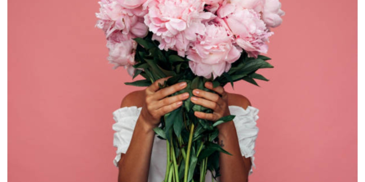 FlowersMart is relible Flower shop Dubai offering same day floral delivery