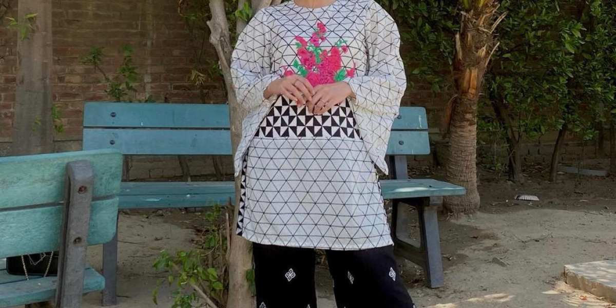 How Much Do Abu Dhabi Call Girls Charge? Full Price Breakdown 2025