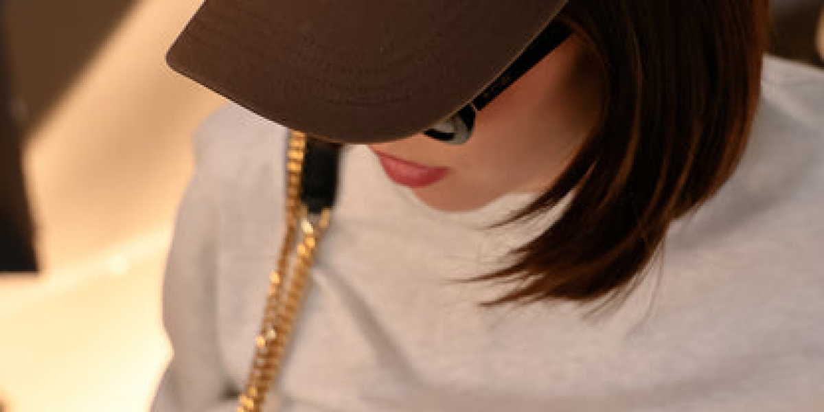 Why Every Twin Mum Needs a Twin Mum Hat: Style Meets Parenthood