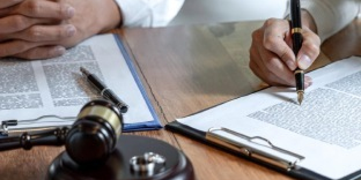 A Tradition of Bravery: Shirin Abadi's Life and Contributions