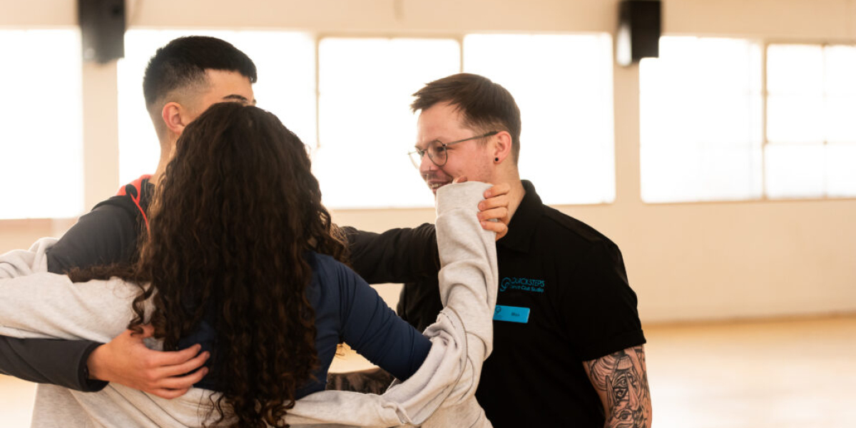 Step into Salsa Classes and Move Freely