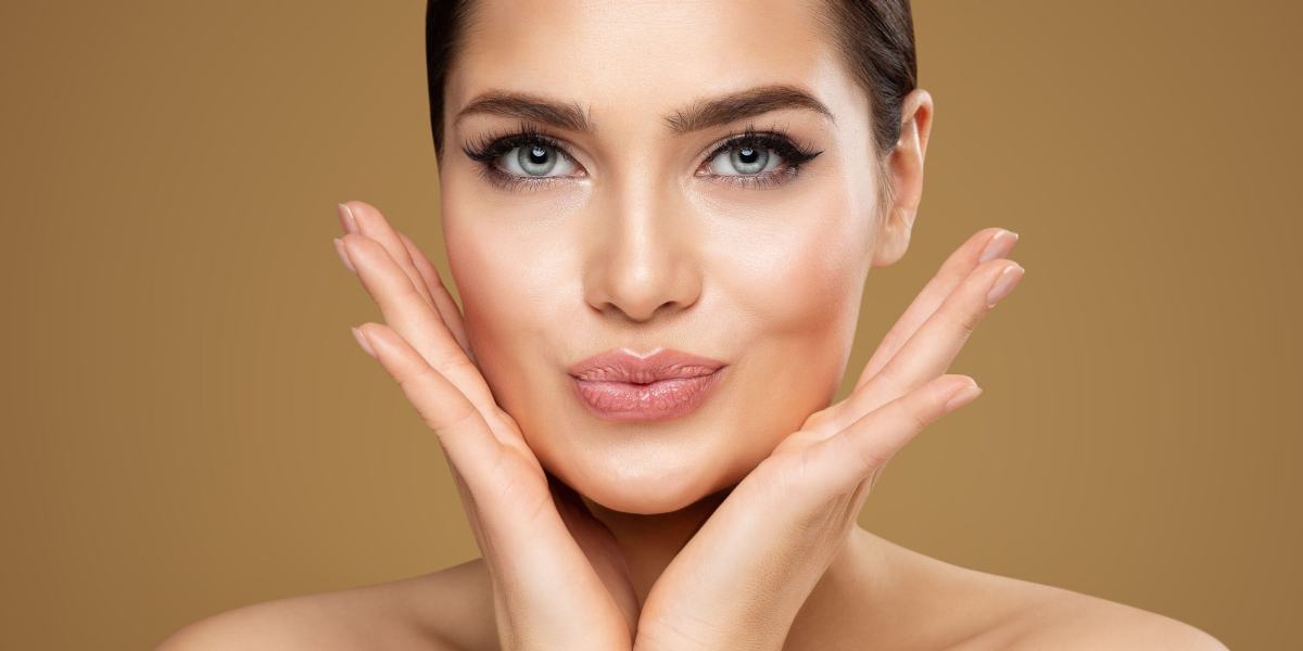 Lip Augmentation in Islamabad for Symmetry & Volume Correction