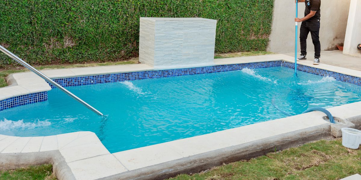Designing Stunning Outdoor Spaces With Expert Guidance From Skilled Pool Professionals