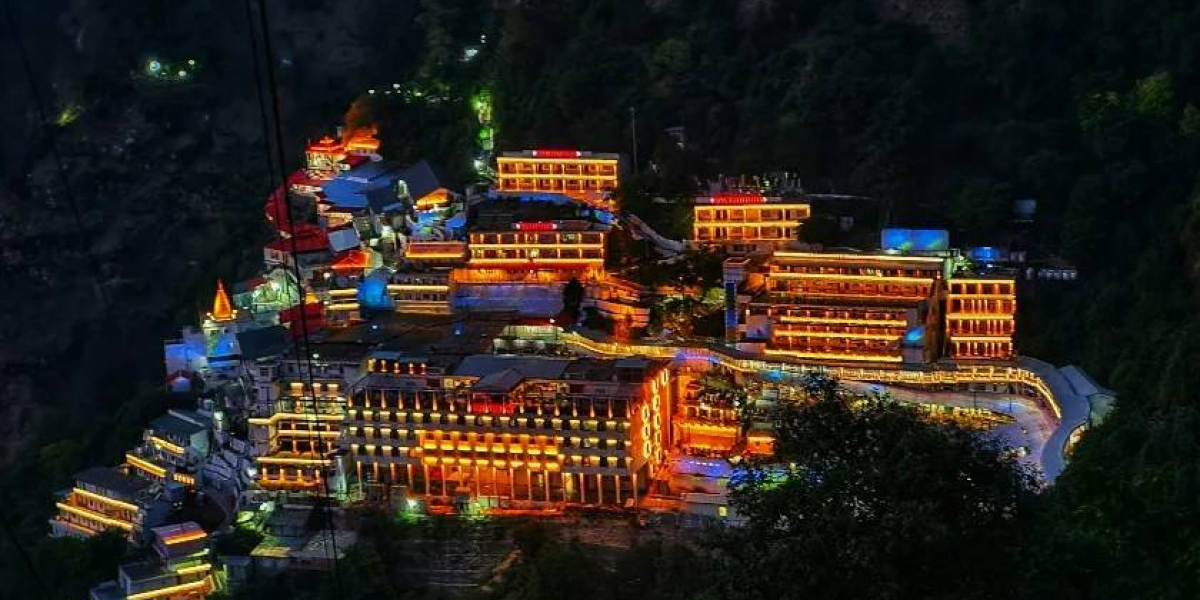 Divine Vaishno Devi Darshan with Enchanting Kashmir Getaway