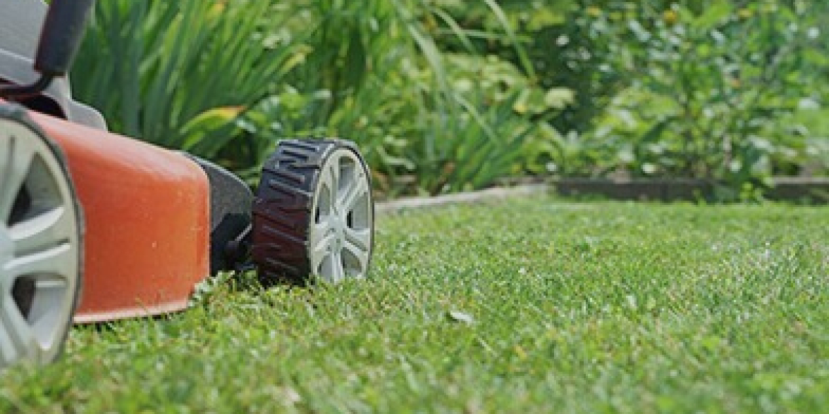 Lawn Mowing Rosebery – Reliable & Professional Garden Care