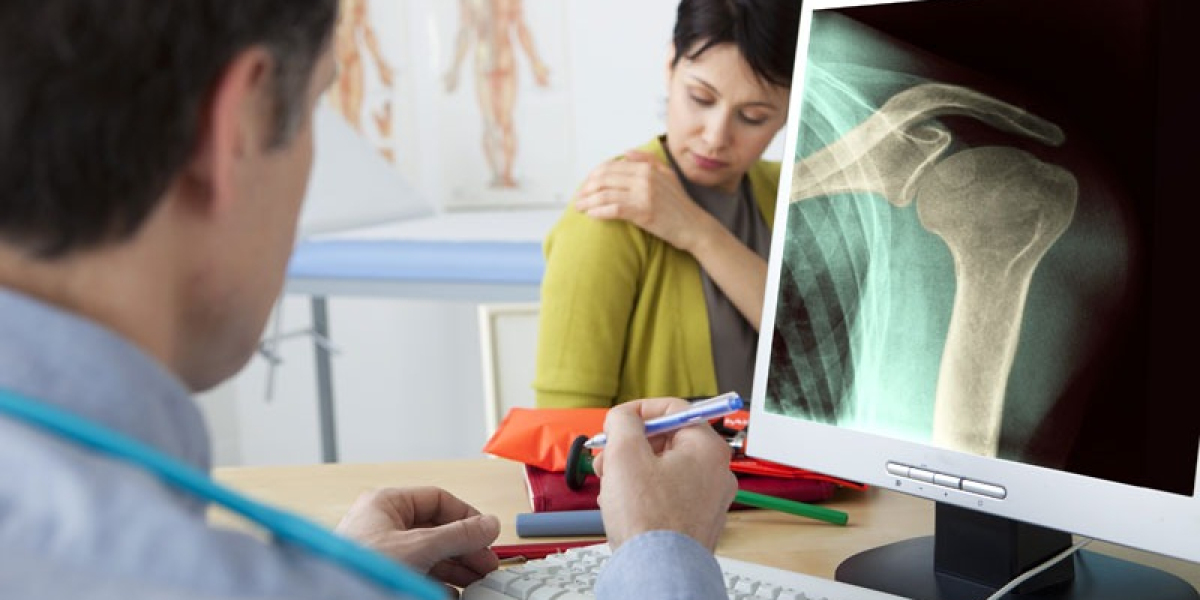 Living Without Shoulder Pain: A Guide to Total Shoulder Replacement Surgery in Delhi