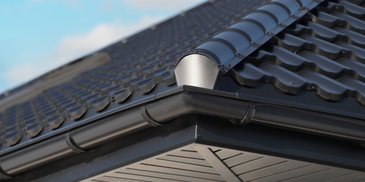 Onyx Black Shingles – Stylish Roofing with Superior Protection