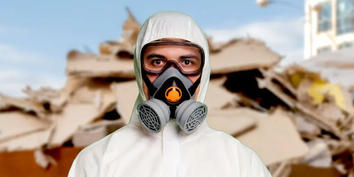 How Do Site Managers Control the Risks Associated With Asbestos Discovery?