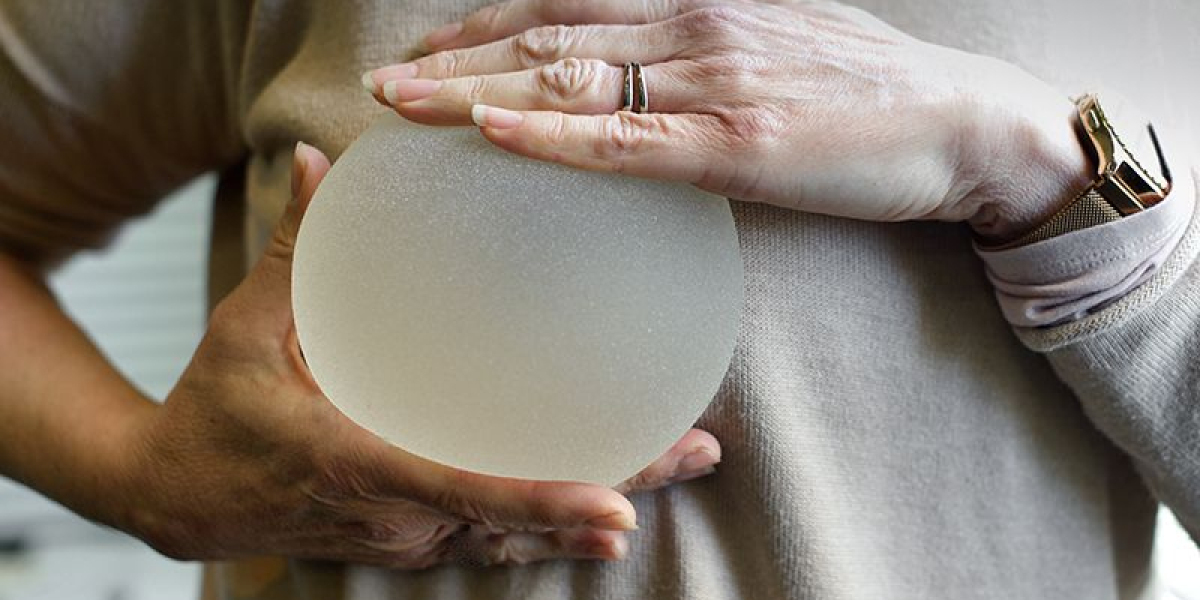 What Happens During a Breast Augmentation Consultation in Islamabad?