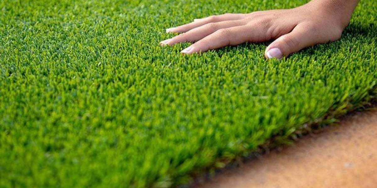 Water Feature Dubai: Enhancing Spaces with Elegant Water Designs