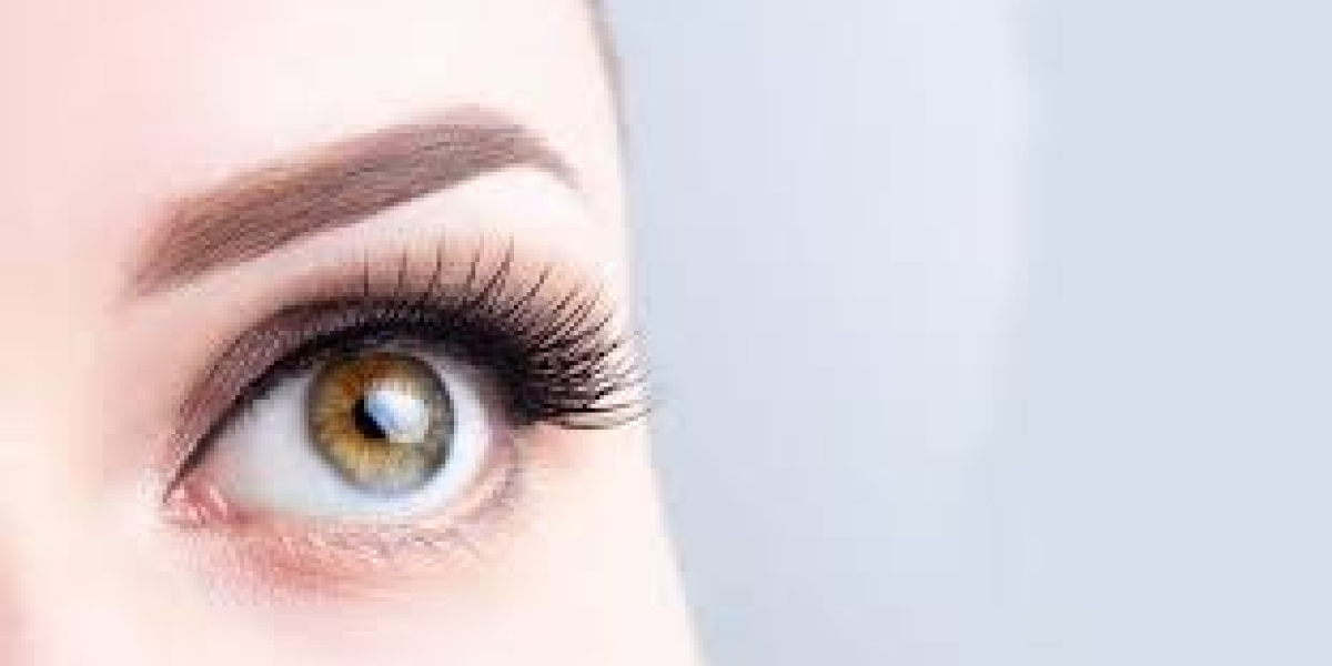 How to Choose the Best Eyelash Extension in Islamabad