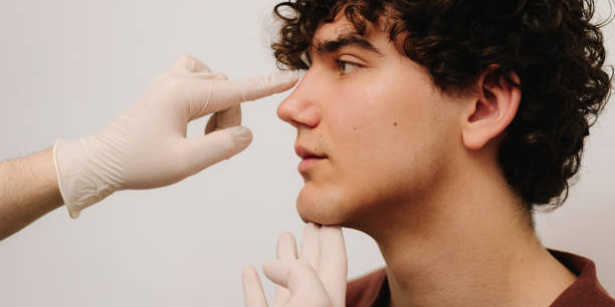 آفاق تقنيات عملية تجميل الأنف في الرياض مع الطب التجديدي بحلول 2030