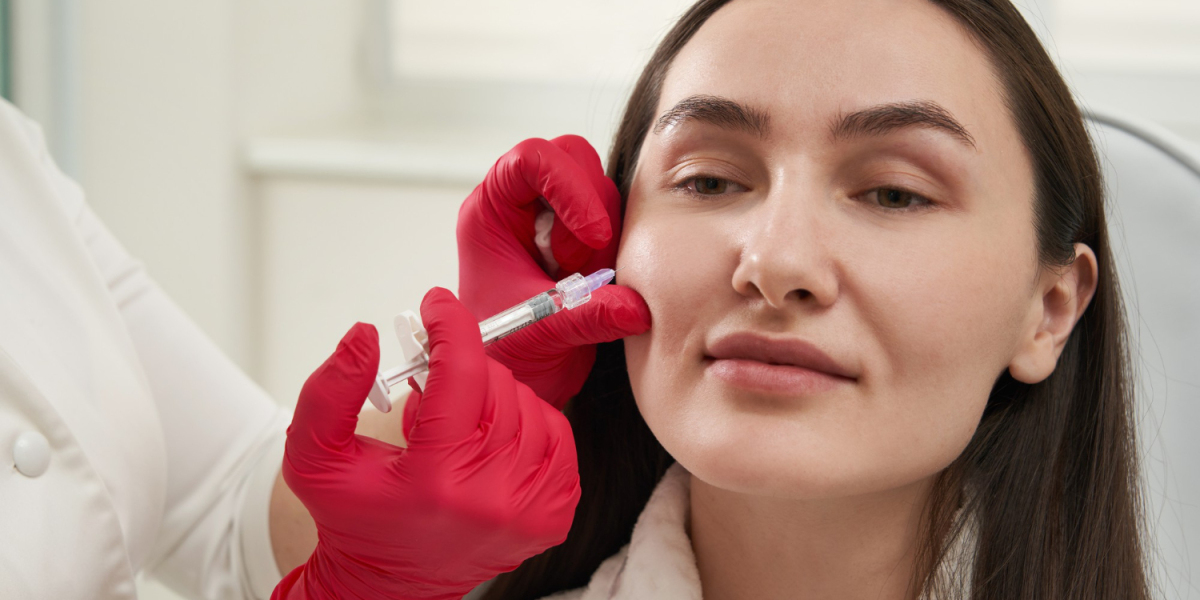 Non-Surgical Facial Contouring with Dermal Fillers in Dubai