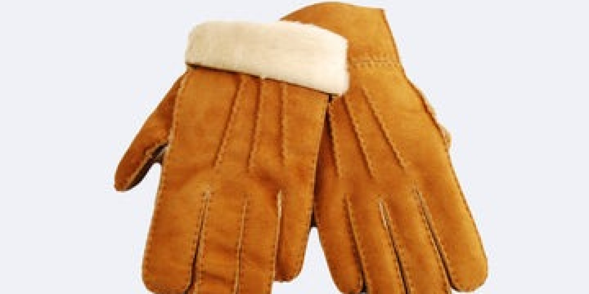 The Perfect Winter Accessory: Women’s Sheepskin Gloves
